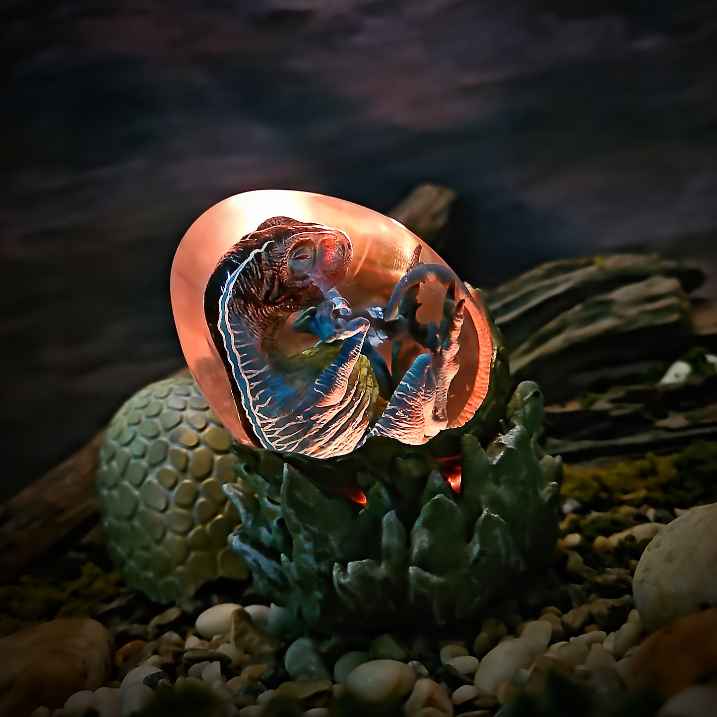RAPTOR dinosaur egg lamp