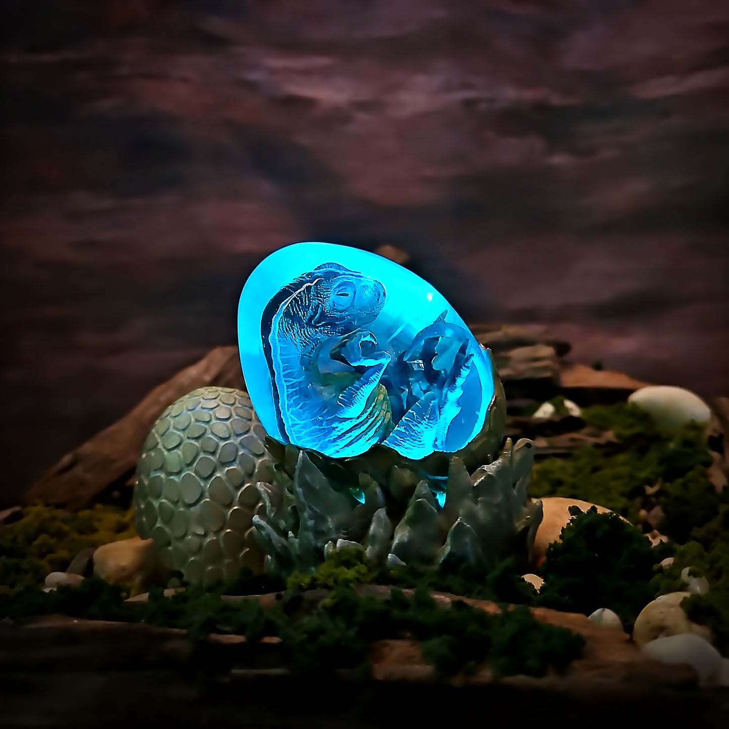 RAPTOR dinosaur egg lamp