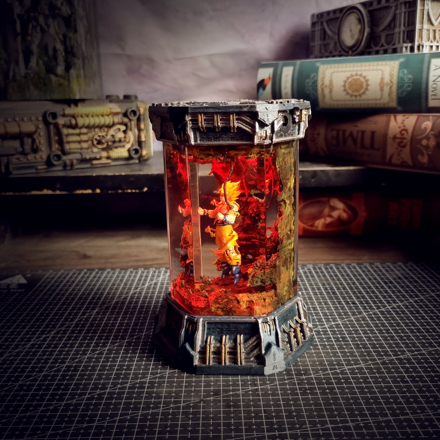 HEXAGON GOKU LAMP