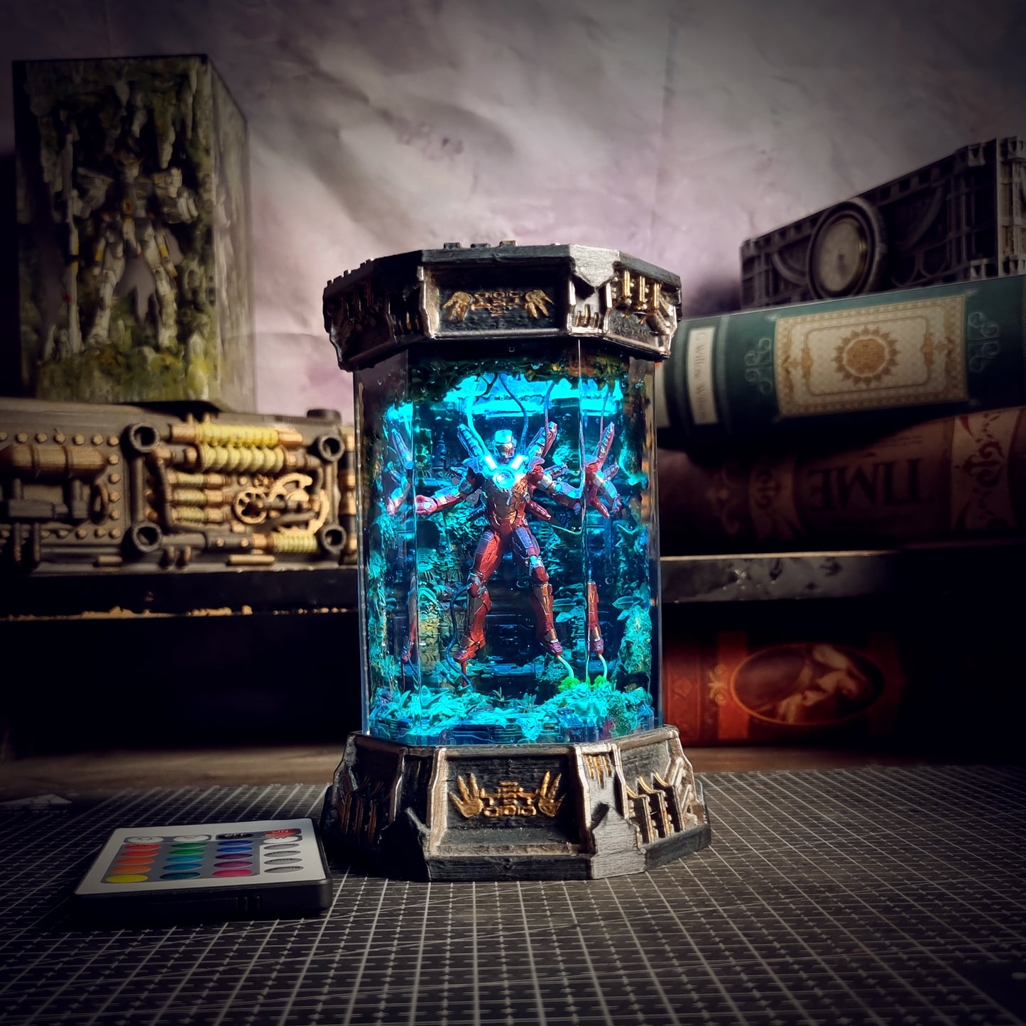 HEXAGON IRON MAN V2 LAMP