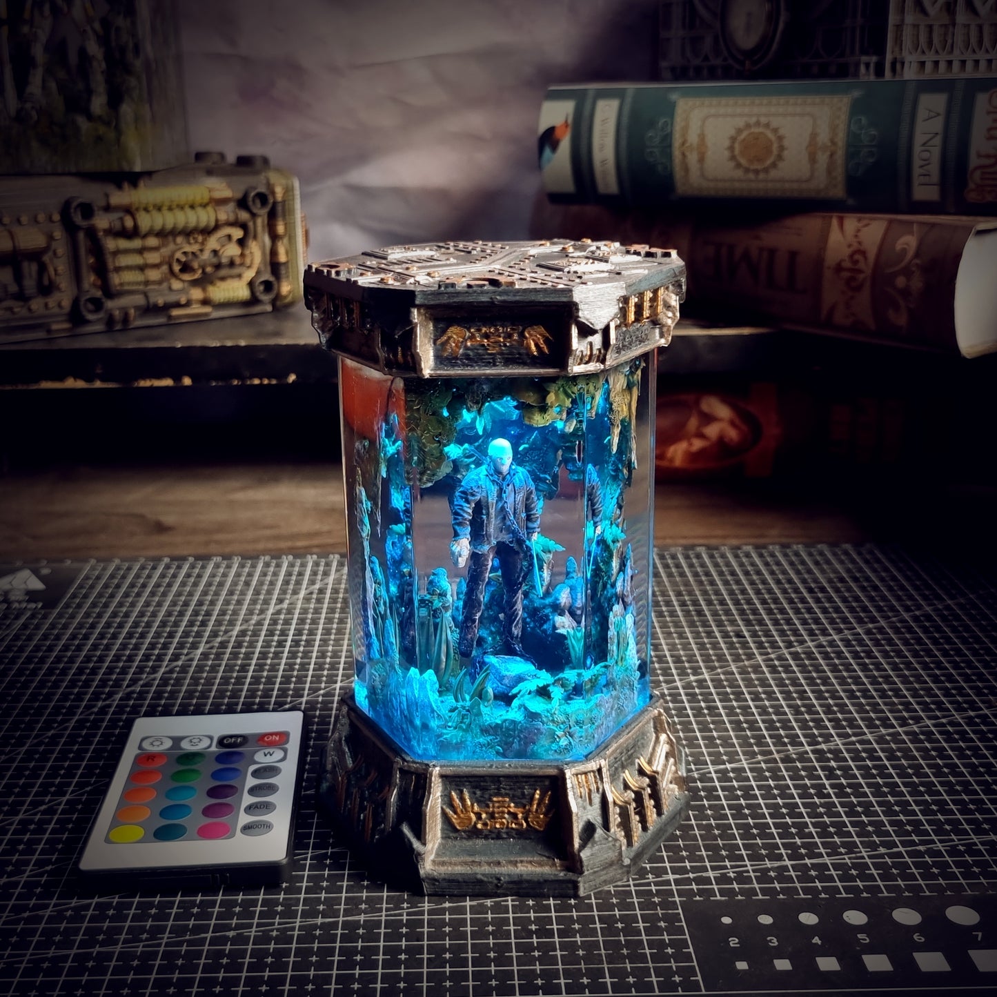 HEXAGON JASON LAMP